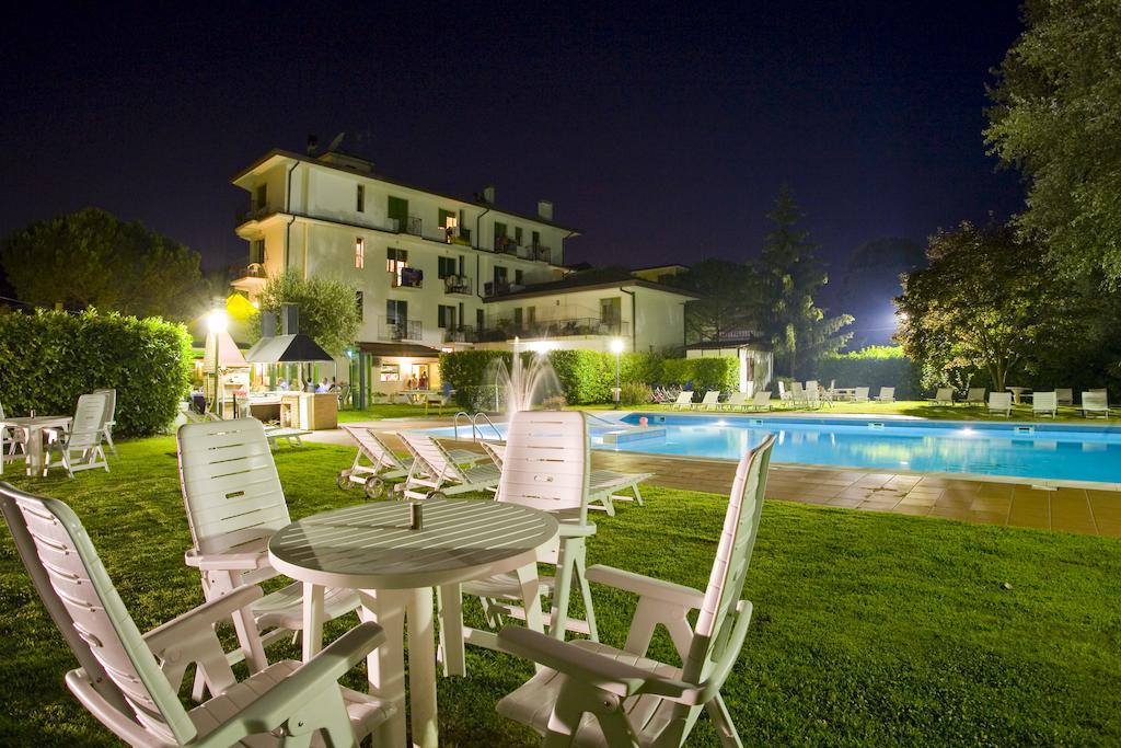 Hotel Marilu Eraclea Mare Exteriér fotografie
