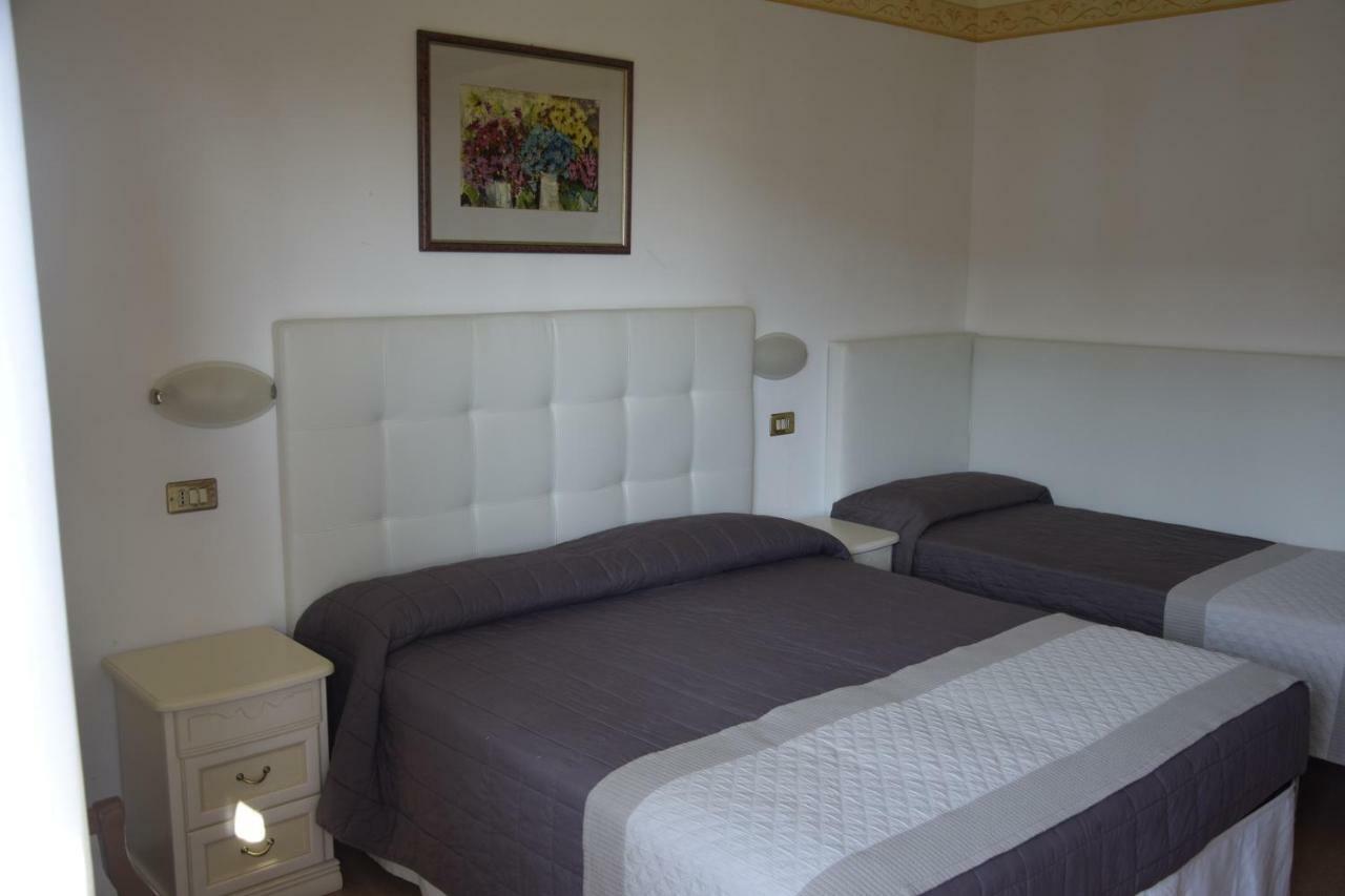 Hotel Marilu Eraclea Mare Exteriér fotografie